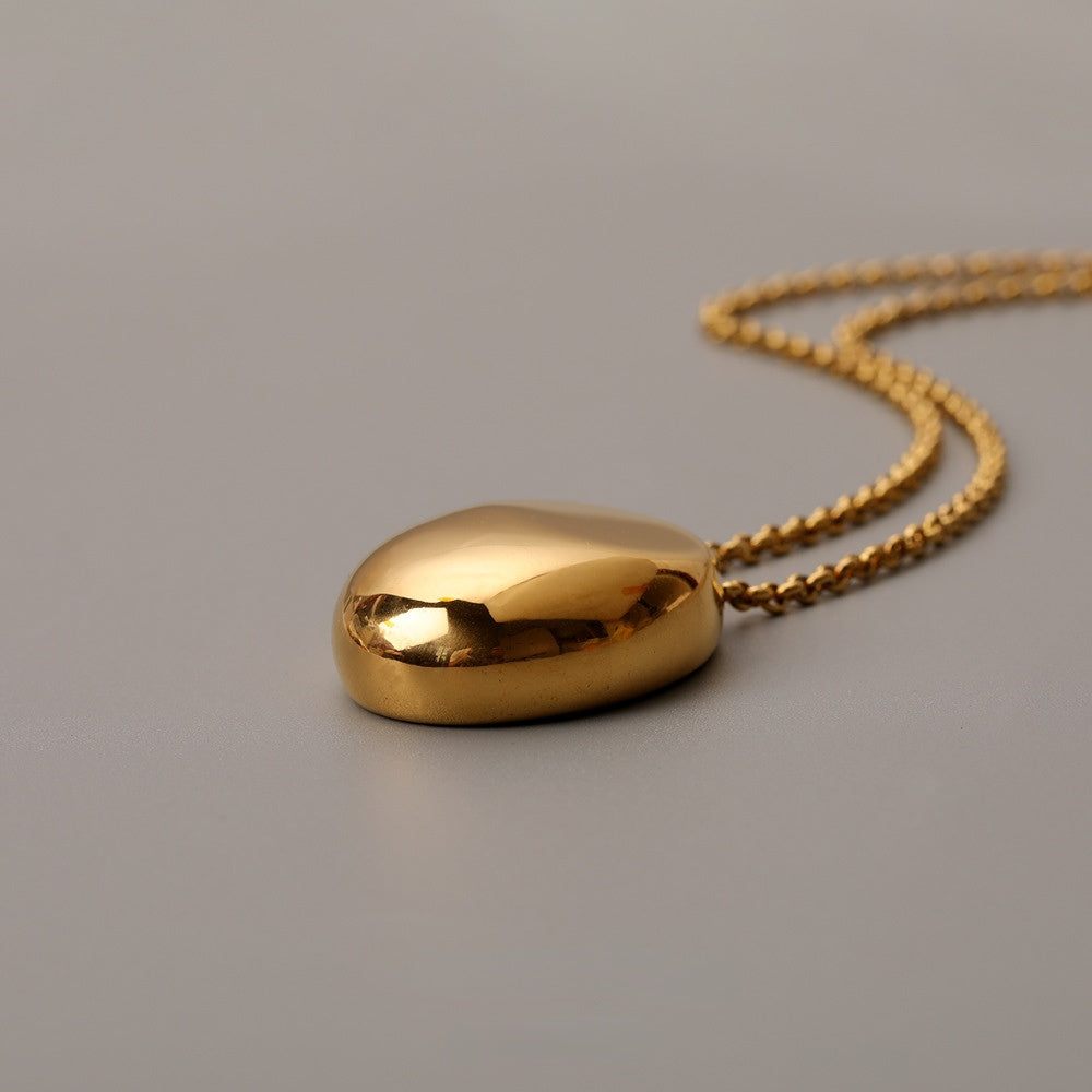 ALODIA ELEGANT NECKLACE SWEATER CHAIN IN BRASS WITH 18K GOLD FINISH
