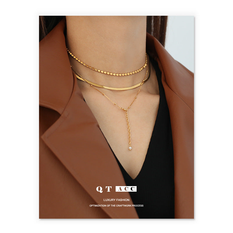 ALODIA NECKLACE IN BRASS WITH 18K GOLD FINISH
