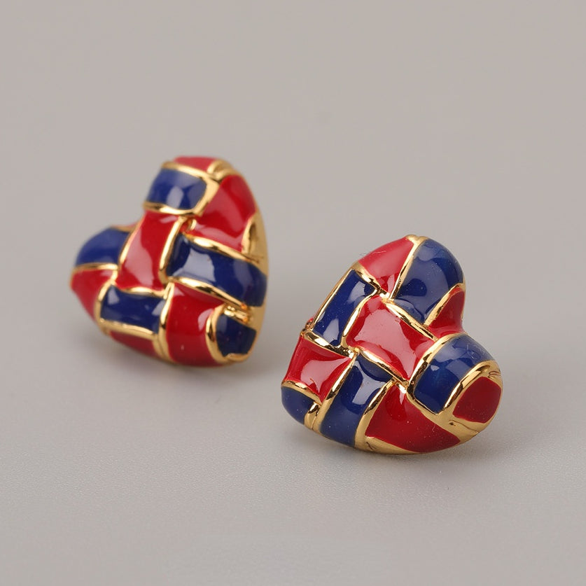 ALODIA LOVE HEART VINTAGE STYLE EARRING IN BRASS WITH 18K GOLD FINISH AND ENAMEL