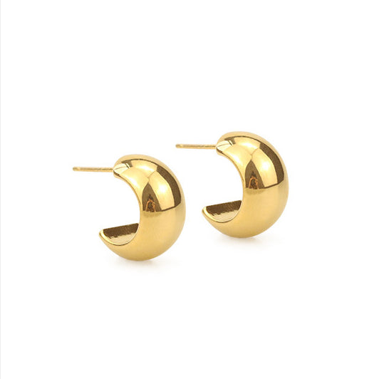 EARRING IN BRASS WITH 18K GOLD FINISH