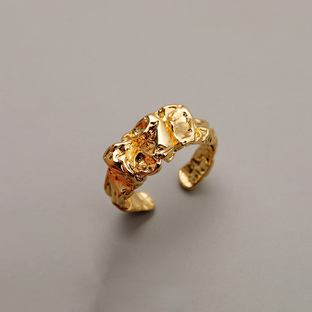 ALODIA FLOWING RING IN BRASS WITH 18K GOLD FINISH ADJUSTABLE