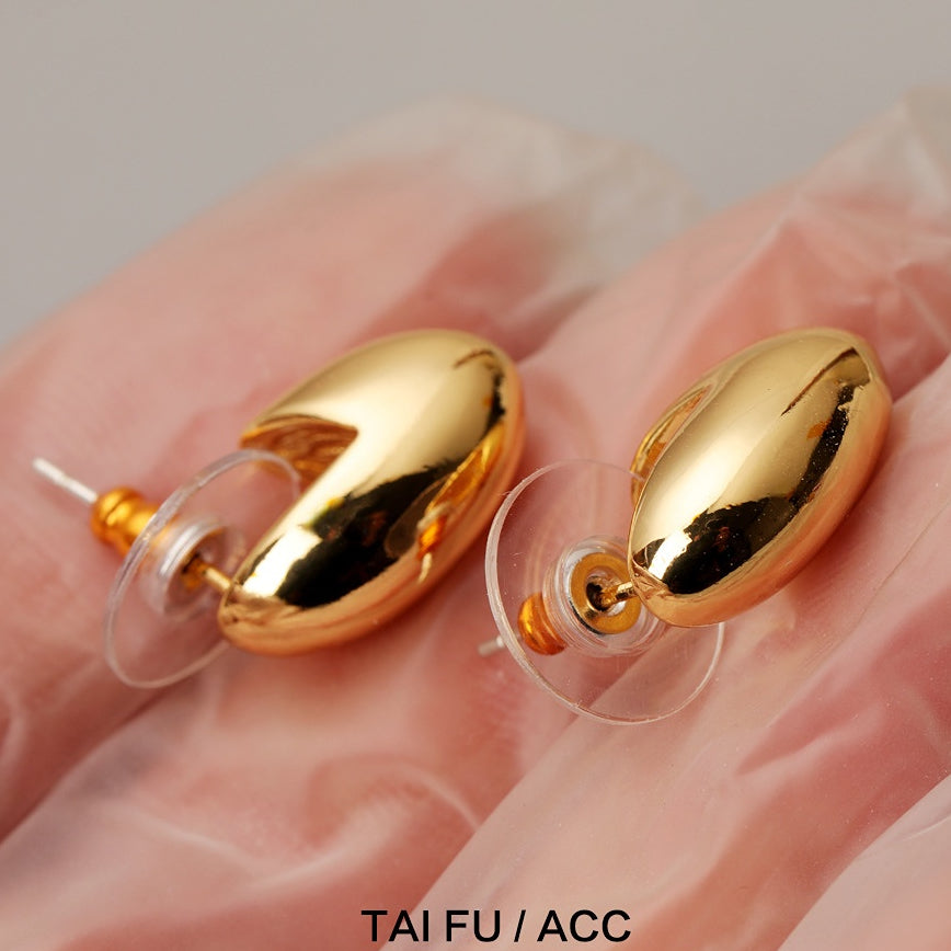 ALODIA WATER DROPS EARRING IN BRASS WITH 18K GOLD FINISH ELEGANT