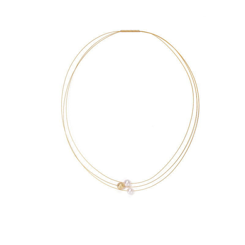 ALODIA NECKLACE IN BRASS WITH 18K GOLD FINISH AND FRESHWATER PEARLS