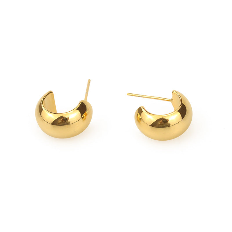 EARRING IN BRASS WITH 18K GOLD FINISH 