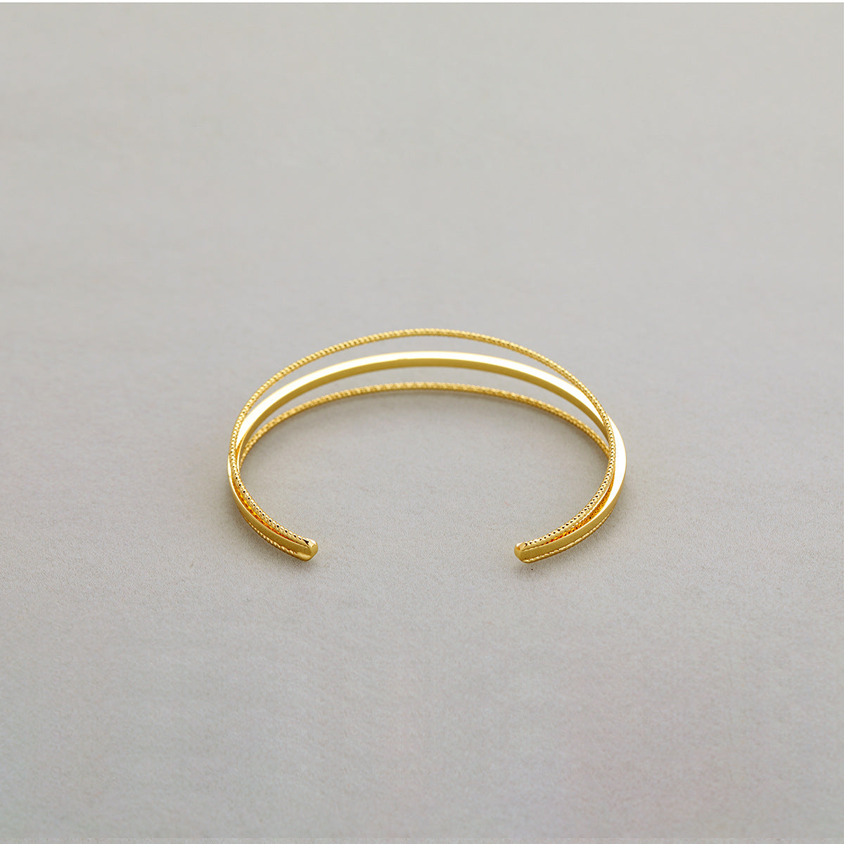 ALODIA  BRACELET IN BRASS WITH 18K GOLD FINISH ADJUSTABLE