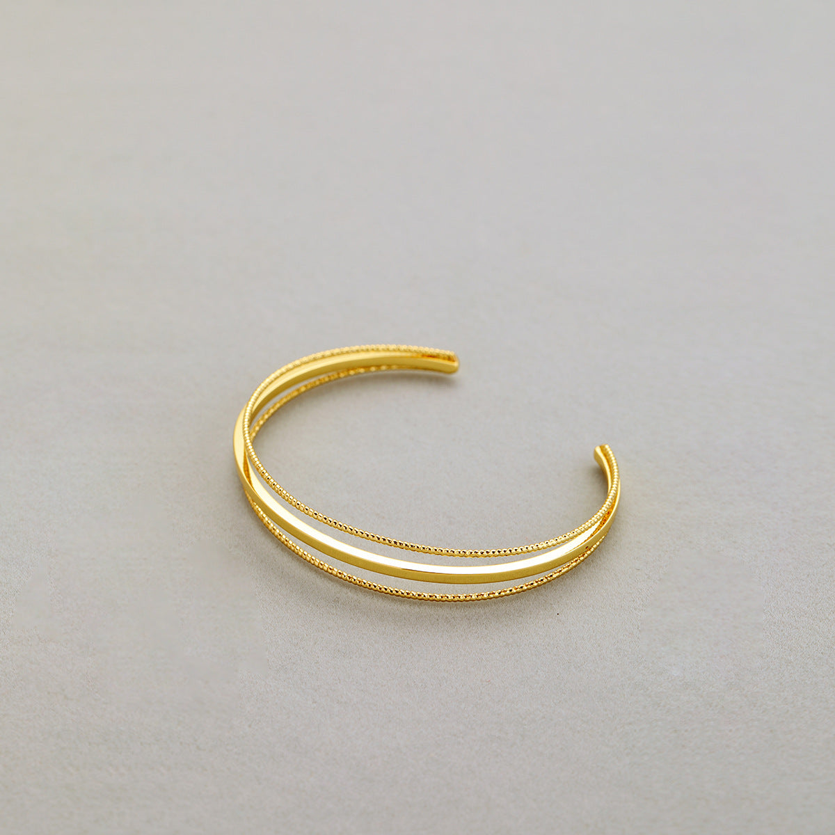 ALODIA  BRACELET IN BRASS WITH 18K GOLD FINISH ADJUSTABLE