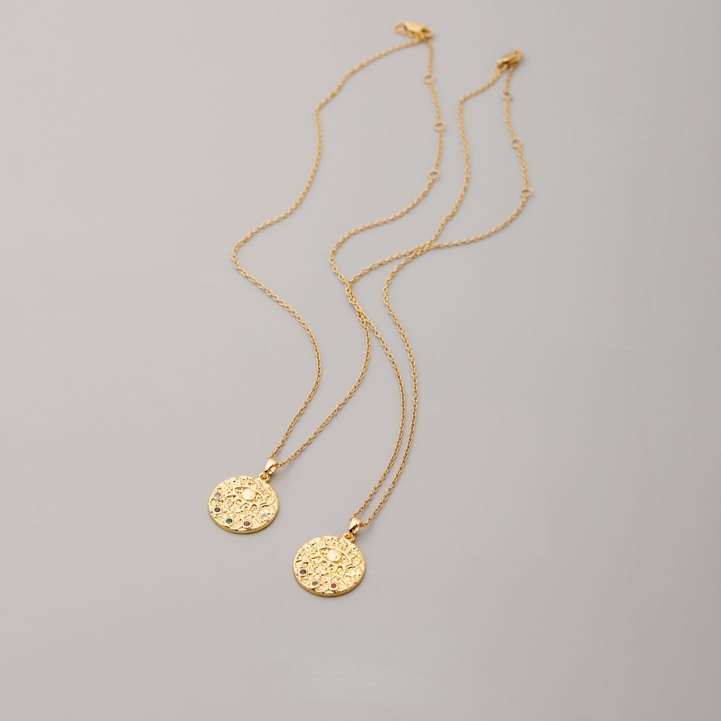 ALODIA  NECKLACE IN BRASS WITH 18K GOLD FINISH AND ZIRCON