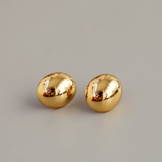 ALODIA  SMALL SUGAR BEAN EARRING IN BRASS WITH 18K GOLD FINISH 