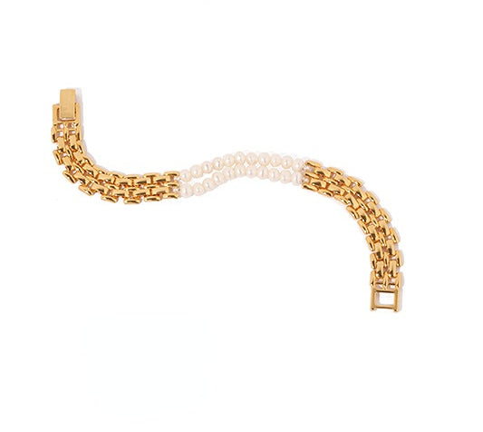 ALODIA  WATCHBAND BRACELET IN BRASS WITH 18K GOLD FINISH AND  BAR0QUE PEARLS