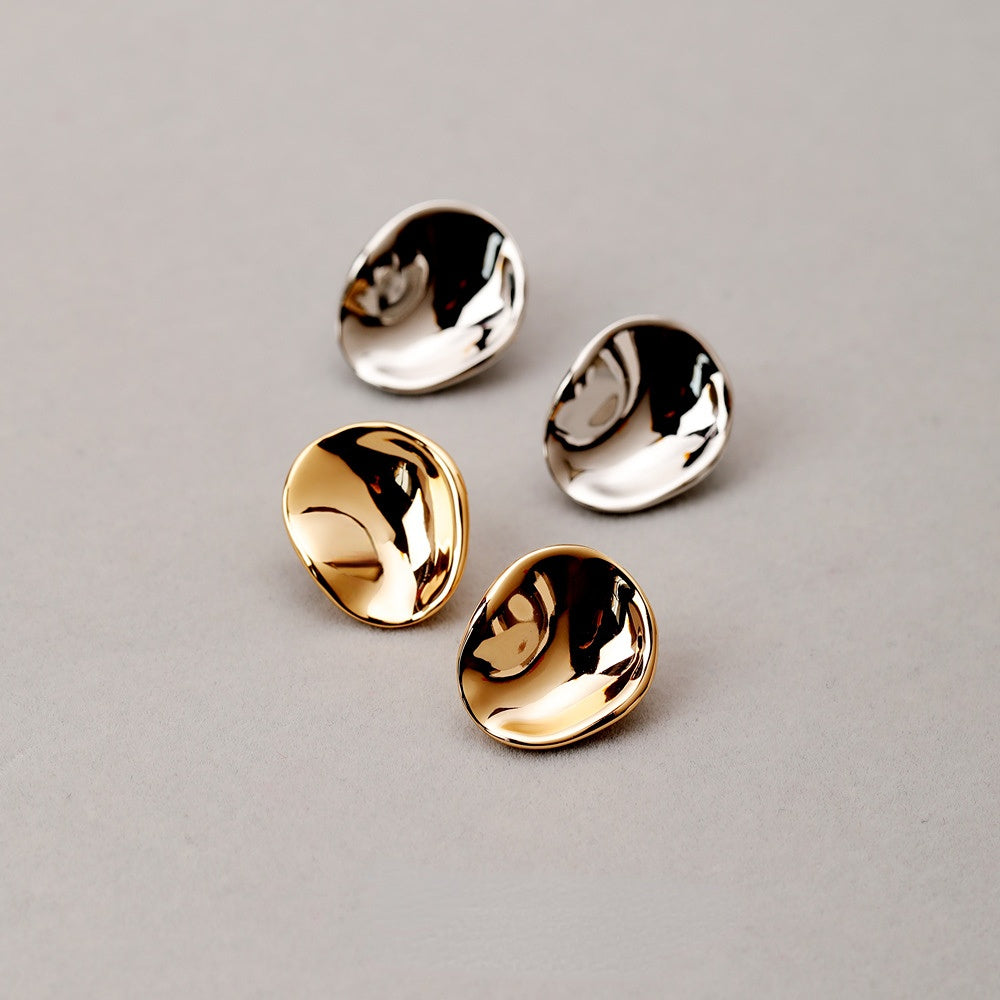 ALODIA  MIRROR EARRING IN BRASS WITH 18K GOLD FINISH 