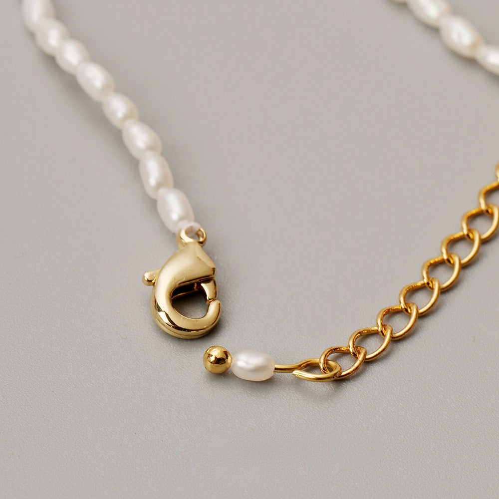 ALODIA  BAR0QUE PEARLS NECKLACE IN BRASS WITH 18K GOLD FINISH  AND  MOTHER-OF-PEARL