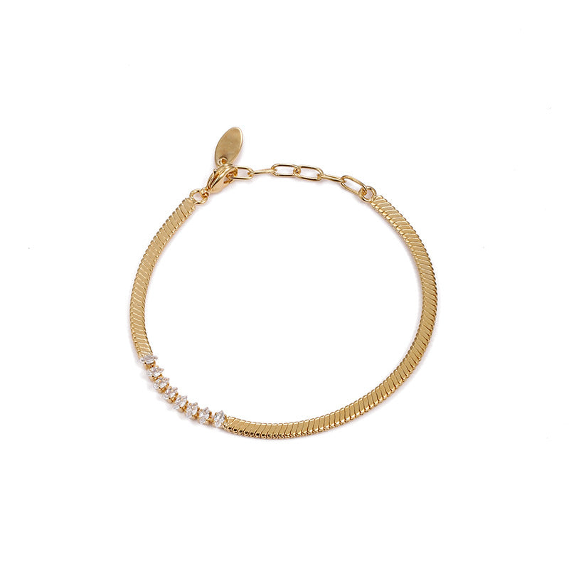 ALODIA  BRACELET IN BRASS WITH 18K GOLD FINISH AND ZIRCON