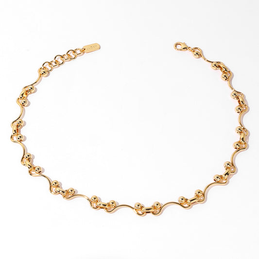 ALODIA  NECKLACE IN BRASS WITH 18K GOLD FINISH 