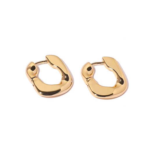 EARRING IN BRASS WITH 18K GOLD FINISH 