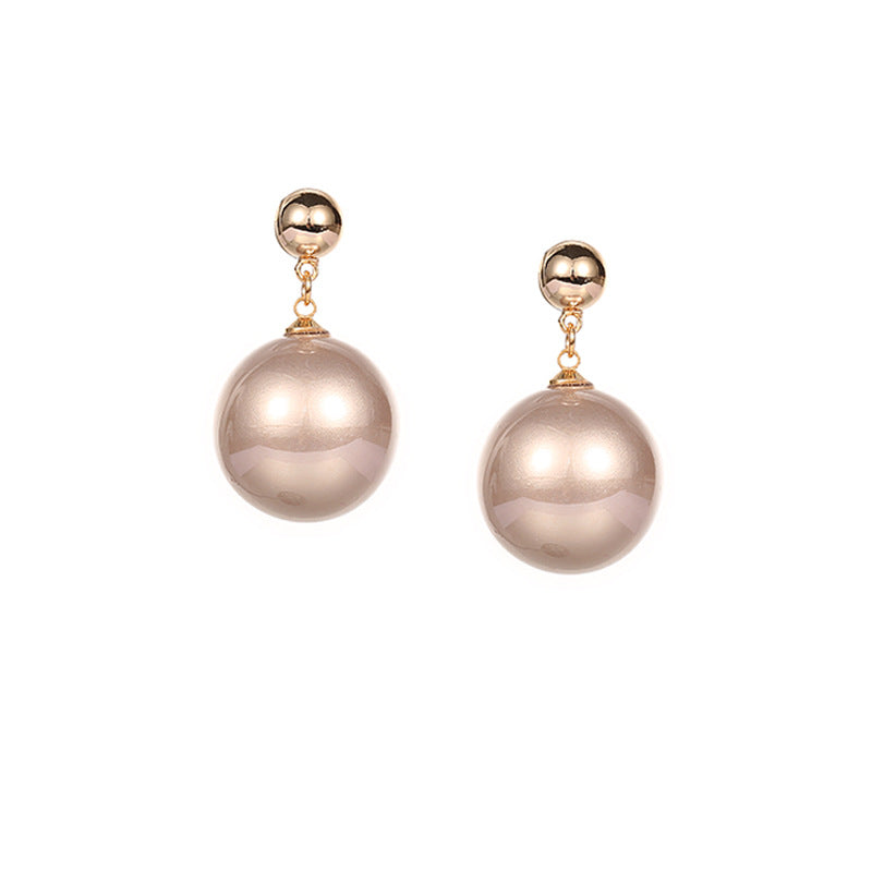 EARRING IN BRASS WITH 18K GOLD FINISH AND GLASS PEARLS