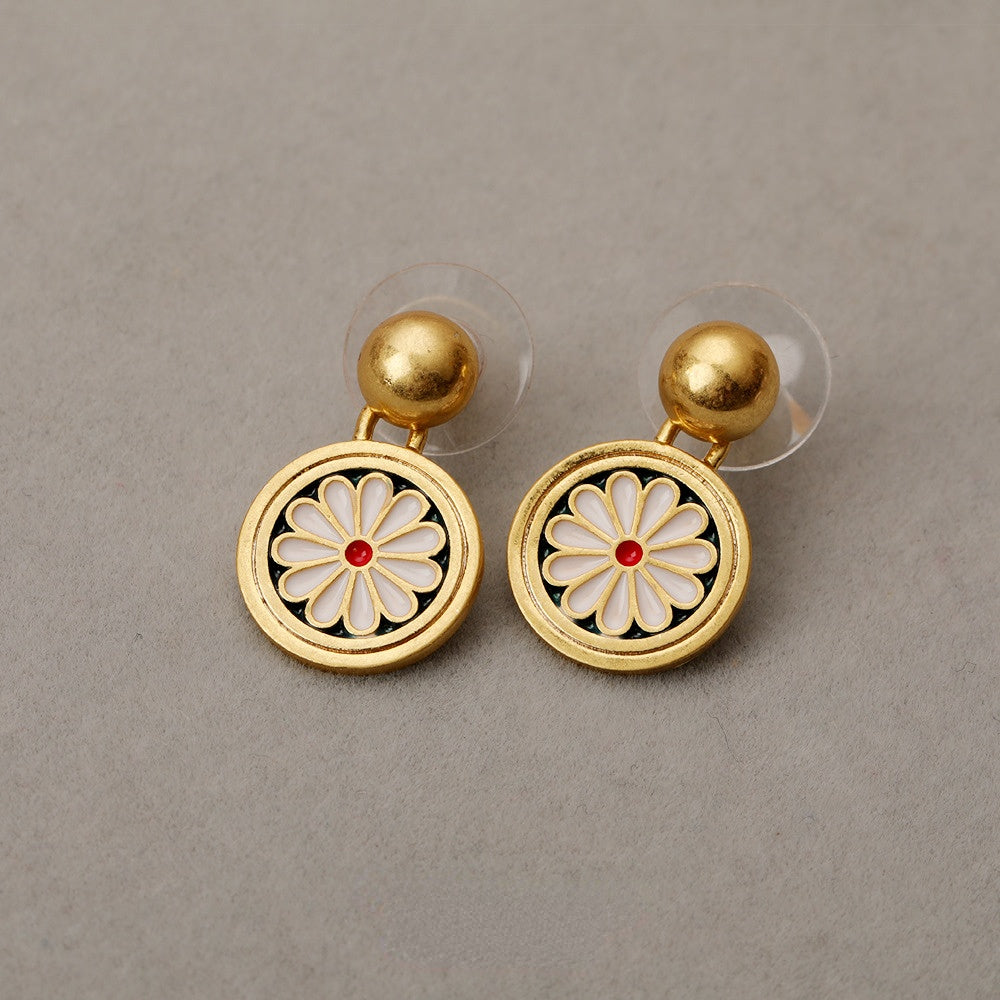 ALODIA  DAISY EARRING IN BRASS WITH 18K GOLD FINISH ENAMEL 