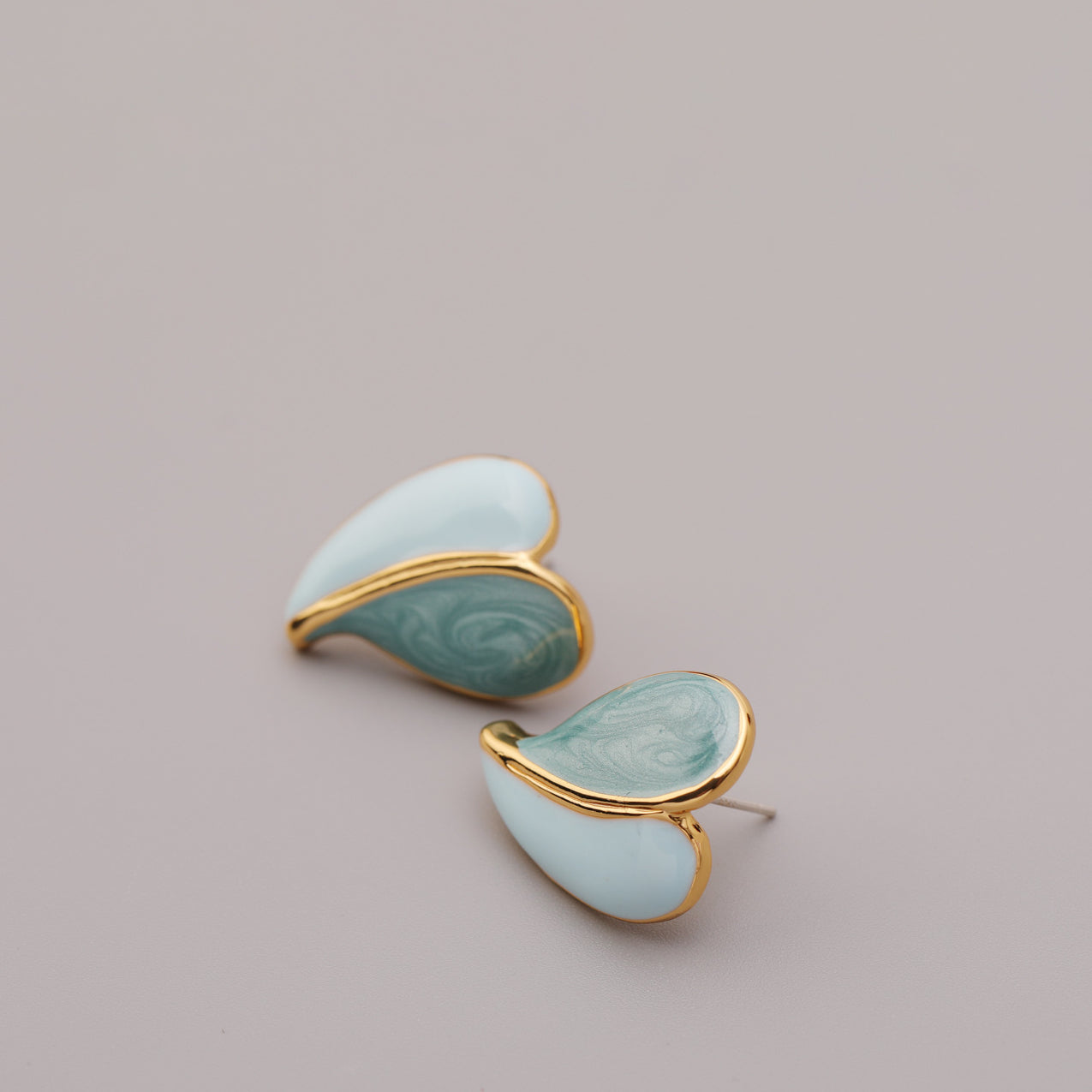 ALODIA  LOVE MINT GREEN EARRING IN BRASS WITH 18K GOLD FINISH AND ENAMEL