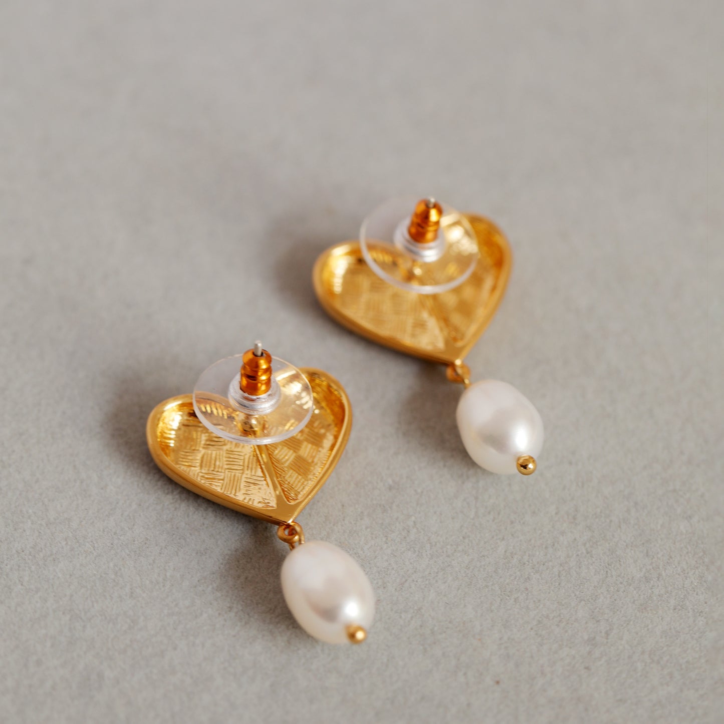 ALODIA  LOVE EARRING IN BRASS WITH 18K GOLD FINISH AND BAR0QUE PEARLS 