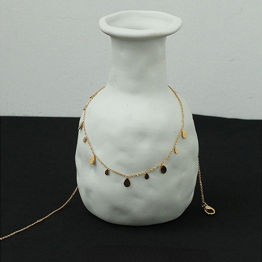 ALODIA PAILLETTE NECKLACE IN BRASS WITH 18K GOLD FINISH