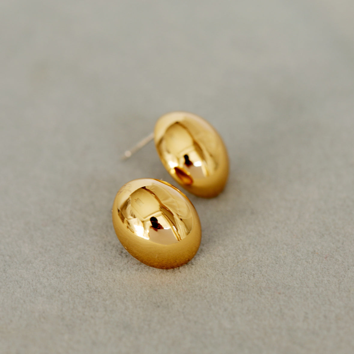 ALODIA  SMALL SUGAR BEAN EARRING IN BRASS WITH 18K GOLD FINISH 