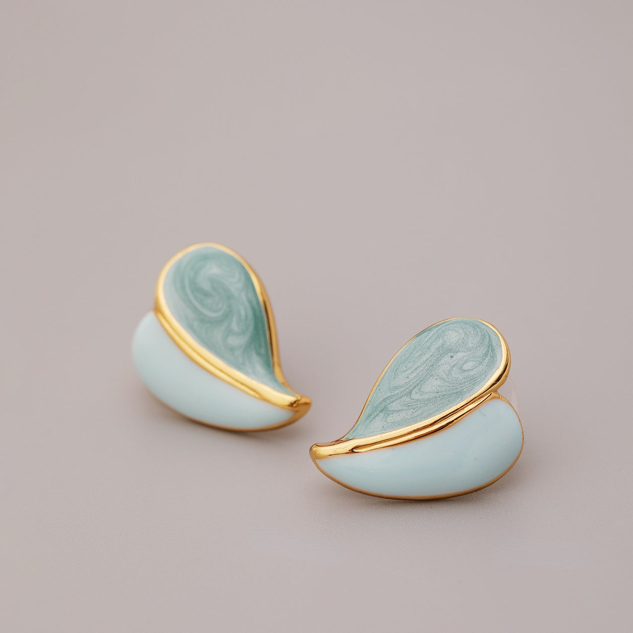 ALODIA  LOVE MINT GREEN EARRING IN BRASS WITH 18K GOLD FINISH AND ENAMEL