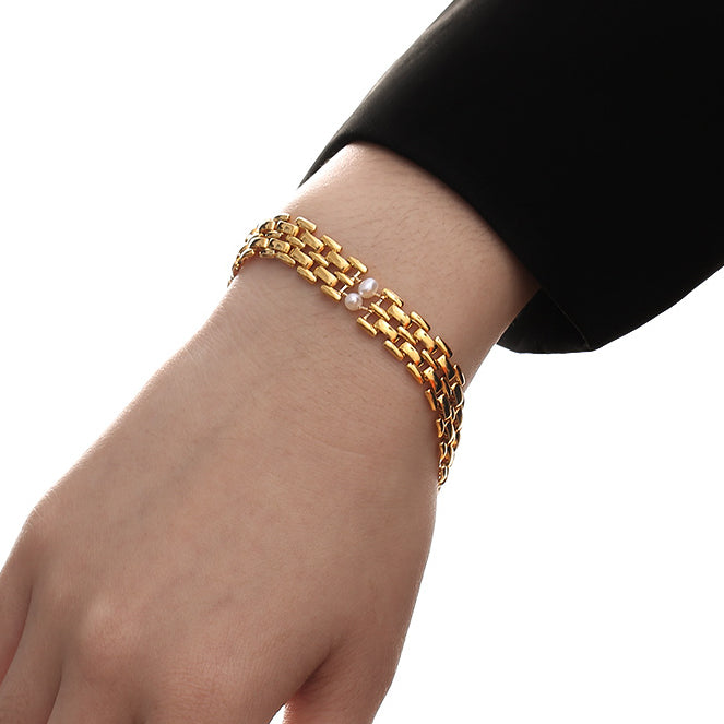 ALODIA  WATCHBAND BRACELET IN BRASS WITH 18K GOLD FINISH AND  BAR0QUE PEARLS