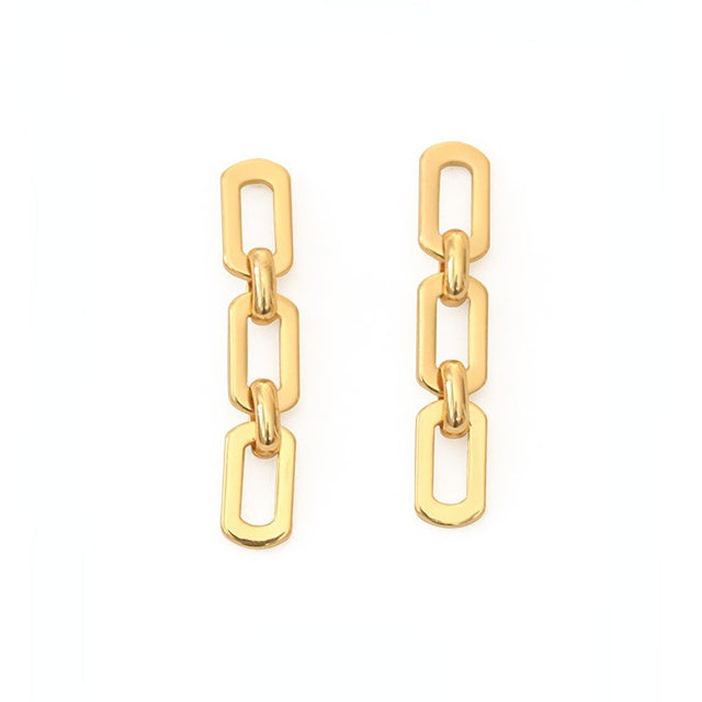 ALODIA  EARRING IN BRASS WITH 18K GOLD FINISH 